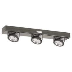 Globe Electric 3-Light Under-Cabinet LED Light With A Silver Finish
