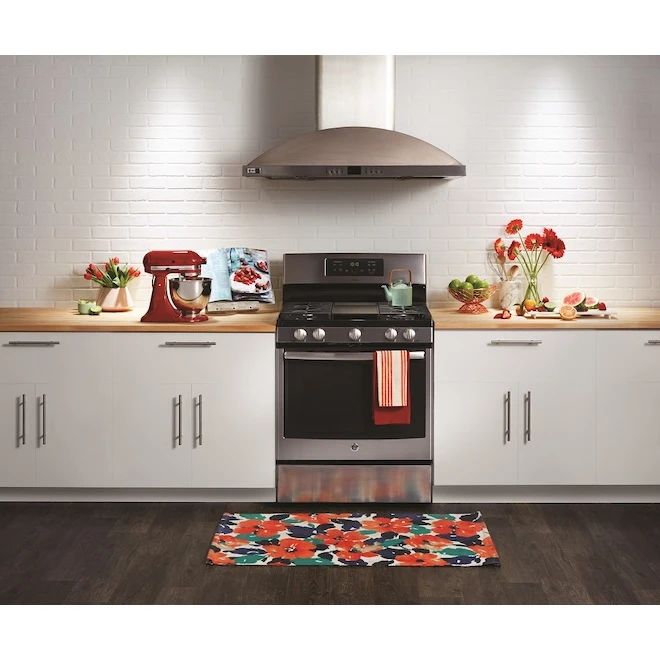 GE Reveal 50-Watt EQ PAR20 Color-Enhancing Dimmable LED Light Bulb (2-Pack) 1 GE Reveal 50-Watt EQ PAR20 Color-Enhancing Dimmable LED Light Bulb (2-Pack)