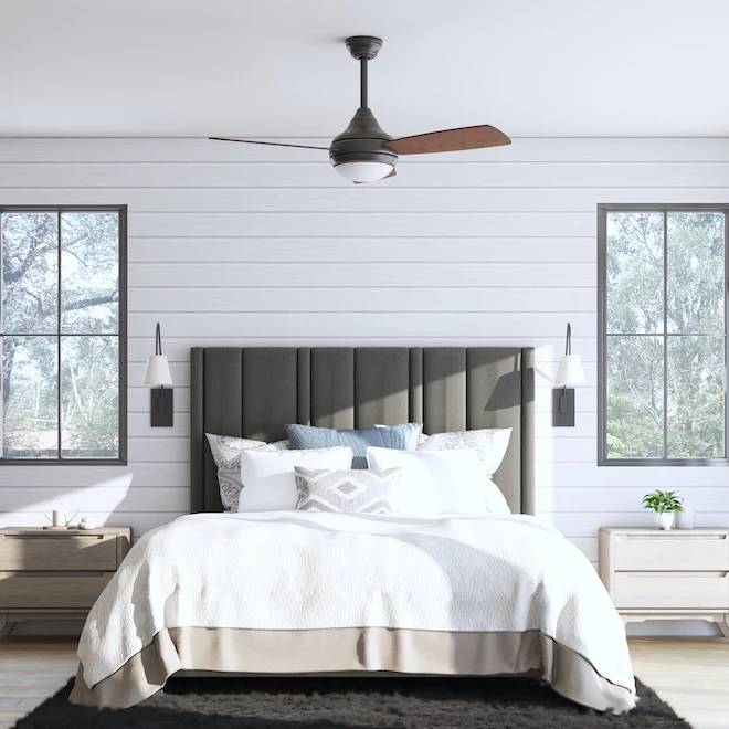 Harbor Breeze Sauble Beach 44-in Oiled Bronze Ceiling Fan (3 Blades) 3 Harbor Breeze Sauble Beach 44-in Oiled Bronze Ceiling Fan (3 Blades) - Image 3