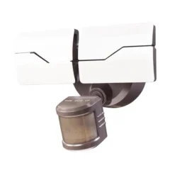 Globe Security Light - FlexView - Integrated LED - 240° - Bronze -Globe Lite Shop 51025196b L